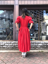 Load image into Gallery viewer, The red Trachten linen dress
