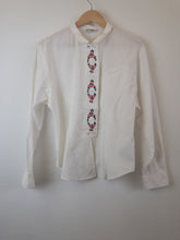 Load image into Gallery viewer, The white Trachten blouse, red stitching
