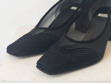 Load image into Gallery viewer, The 90s/2000s black mesh pumps
