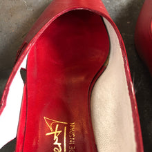 Load image into Gallery viewer, The lipstick red vintage shoes
