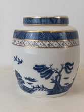 Load image into Gallery viewer, The Chinoiserie ceramic jar
