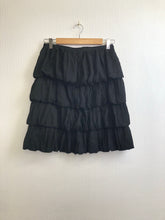 Load image into Gallery viewer, The tiered short black skirt
