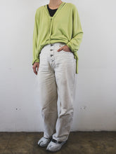 Load image into Gallery viewer, The lemongrass green top
