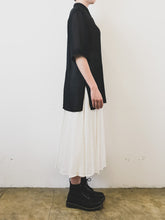 Load image into Gallery viewer, The vintage midi off-white skirt
