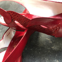 Load image into Gallery viewer, The lipstick red vintage shoes
