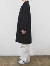 Load image into Gallery viewer, The long black Swedish linen jacket
