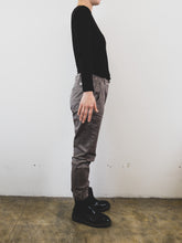 Load image into Gallery viewer, The casual grey pants with a twist
