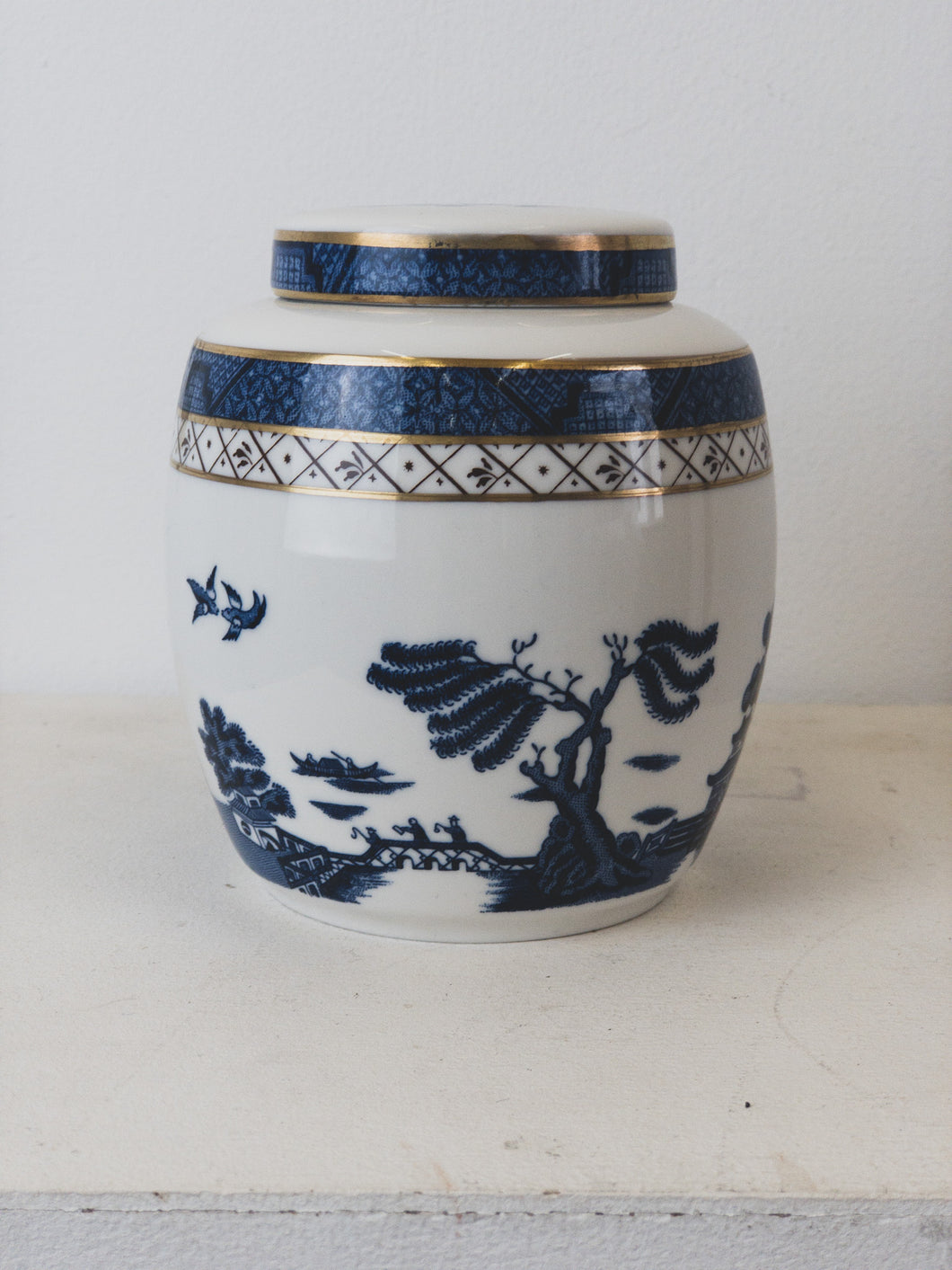 The Chinoiserie ceramic jar