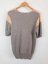 Load image into Gallery viewer, The grey knit sweater with shells and fringes
