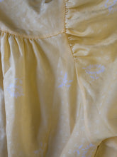 Load image into Gallery viewer, The pastel yellow vintage blouse
