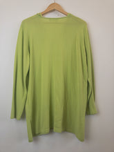 Load image into Gallery viewer, The lemongrass green top
