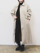 Load image into Gallery viewer, Schneider’s trench coat
