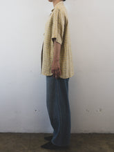 Load image into Gallery viewer, The yellow beige unisex linen shirt
