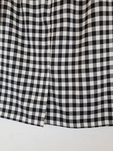 Load image into Gallery viewer, The black/white check mini skirt
