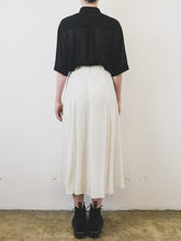 Load image into Gallery viewer, The vintage midi off-white skirt
