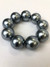 Load image into Gallery viewer, The large faux pearl elastic bracelet
