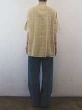 Load image into Gallery viewer, The yellow beige unisex linen shirt
