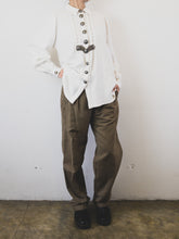 Load image into Gallery viewer, The big metal button unisex Trachten blouse
