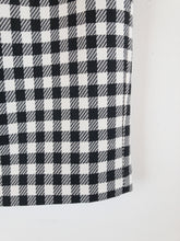 Load image into Gallery viewer, The black/white check mini skirt
