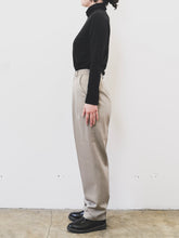 Load image into Gallery viewer, The beige high waist slacks
