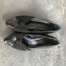 Load image into Gallery viewer, The vintage black ribbon shoes
