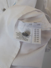 Load image into Gallery viewer, The white Austrian cotton mix blouse / blue stitching
